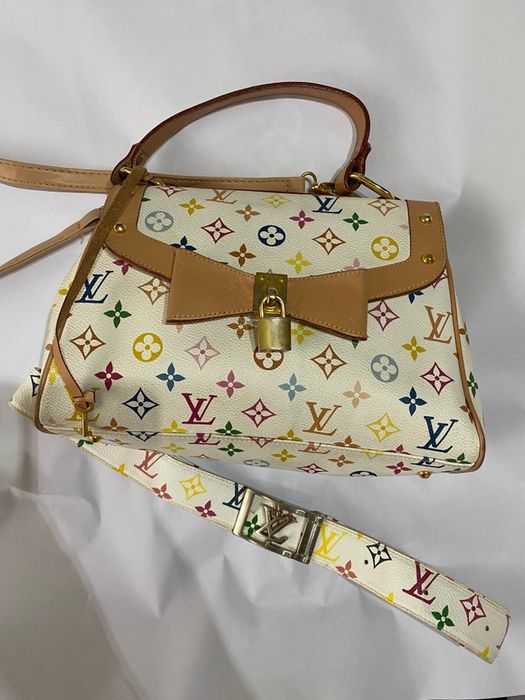 Genti Louis Vuitton  Amanet Online - CreditAmanet