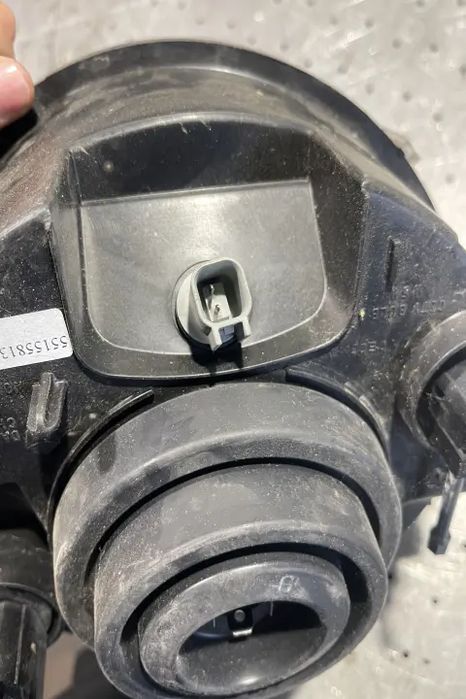 Proiector ceata stanga E11 0210 02 Jeep Cherokee