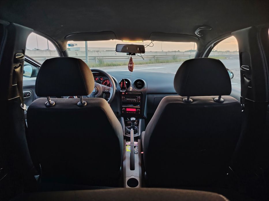Seat Ibiza 1.4 benzină /Climatronic /Tempomat /Comenzi pe volan