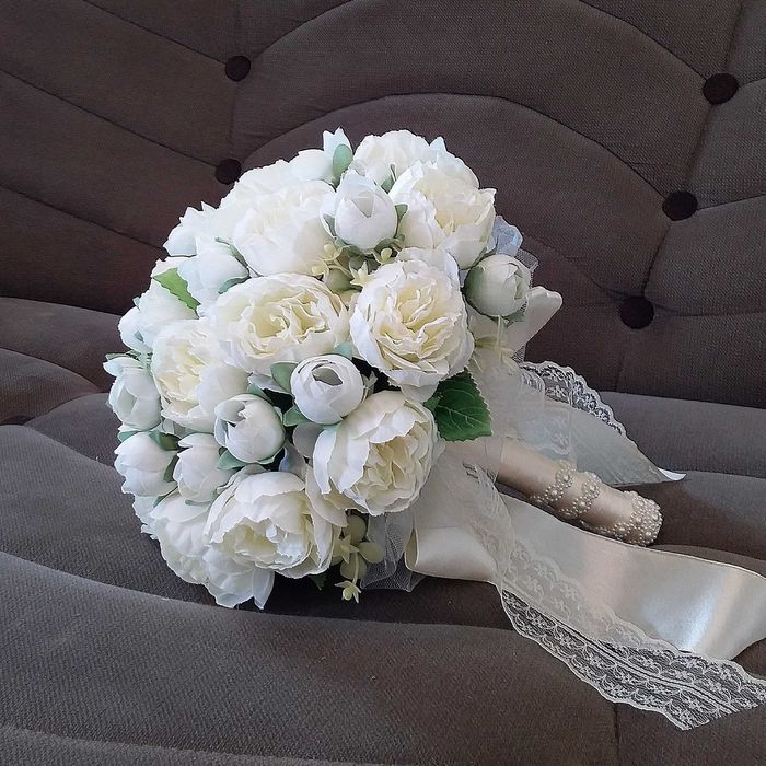 Букет невесты свадебный, бутоньерки и сумочка невесты