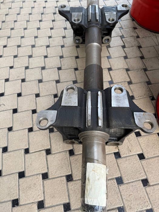 Ось Балансира Телешка 8т -10т. КамАЗ , Эвро Маз