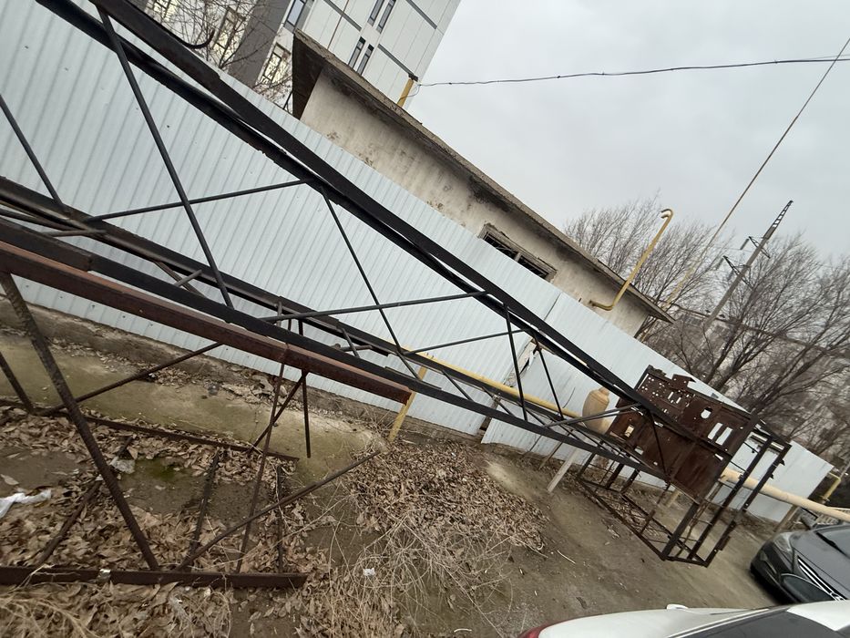 Угольник 100метр +- , цена договор