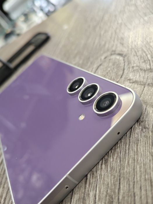 Samsung Galaxy S23 FE