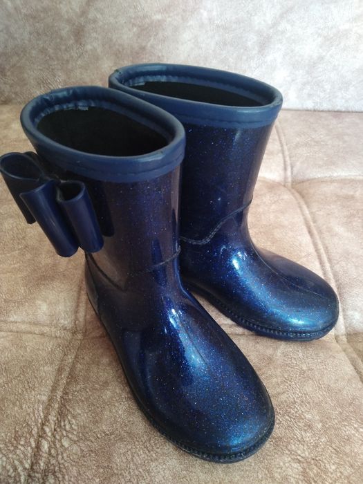 Сапожки резиновые для девочки рр 28