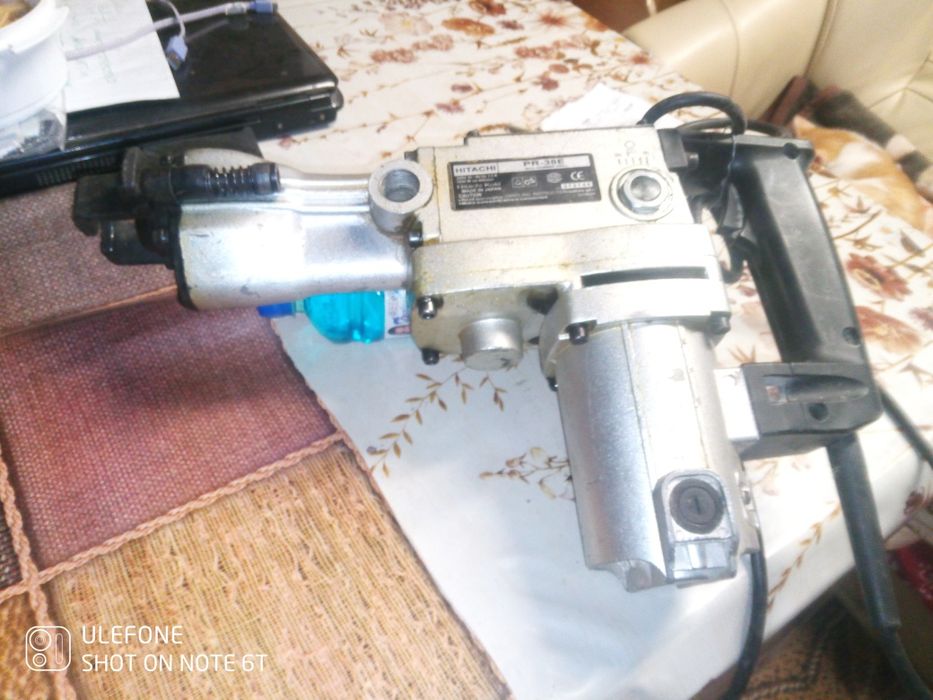 Ciocan rotopercutr Hitachi sds max profesional