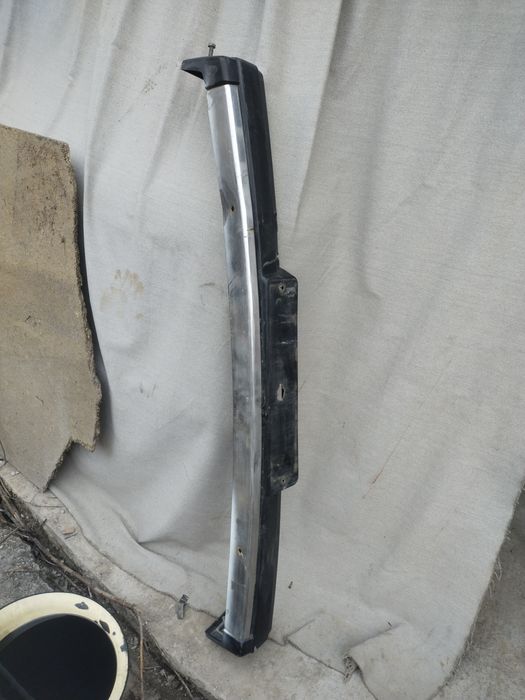 Банпер на Жигули 2107 состояние хорошее