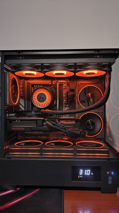 PC Gaming Ryzen 7 9800X3D/RX9070/32GB RAM/2TB SSD NVME/750W 80+ Gold