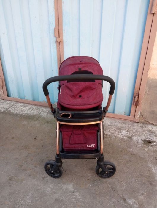 Продается коляски 2шт и кроватка общая цена