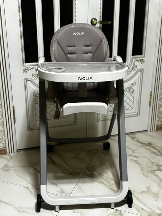 Продам детский стол