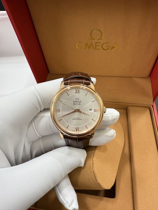 Часы Omega De Ville