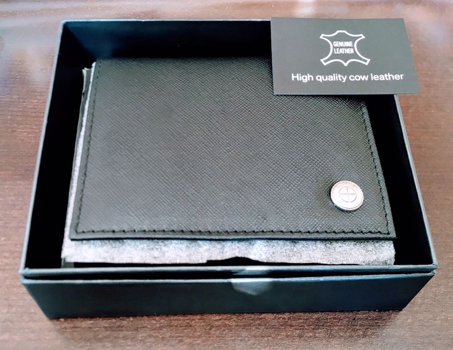 Дамско портмоне BMW