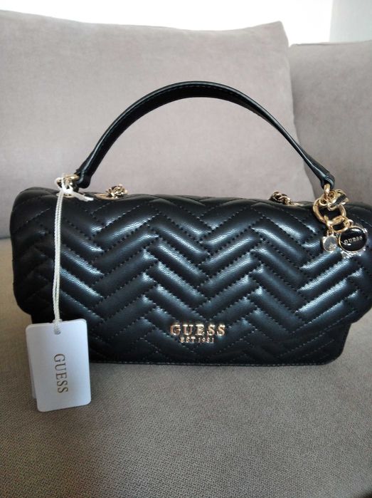 Guess дамска чанта нова