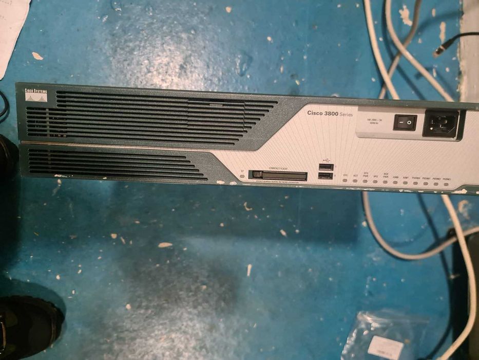 Cisco 3825 router Timisoara • OLX.ro
