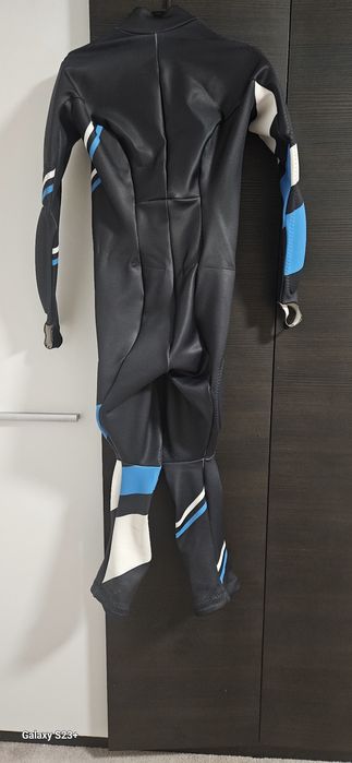 Costum ski competiție