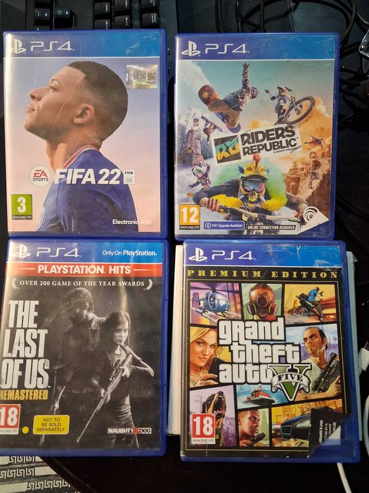 Playstation 4 в отлично  състояние