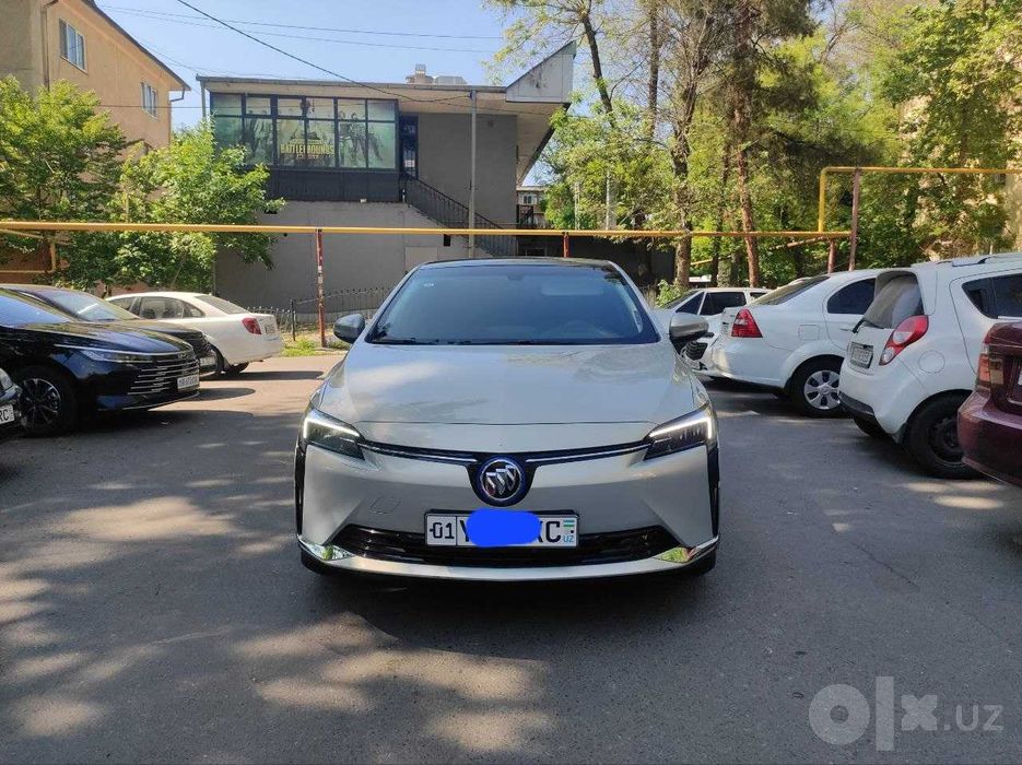 BUICK VELITE 6 идеал холатда сотиладиади