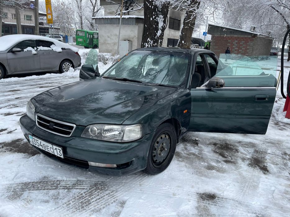 Продам или оменяю хонда инспаир 97год