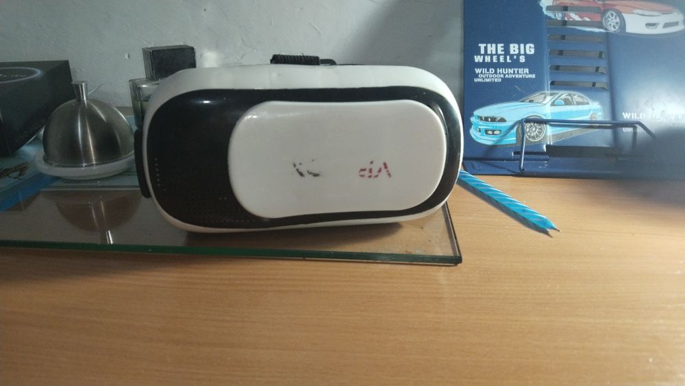 Продам Vr очки цена 6000тг