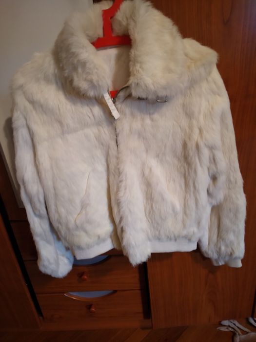 Scurta pt femei culoare alba