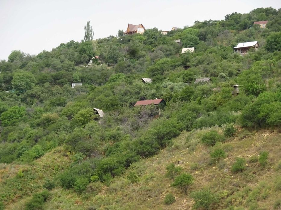 Дачу в горах продам.
