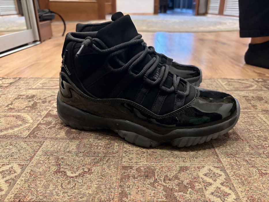Продам кроссовки Nike 42 размер