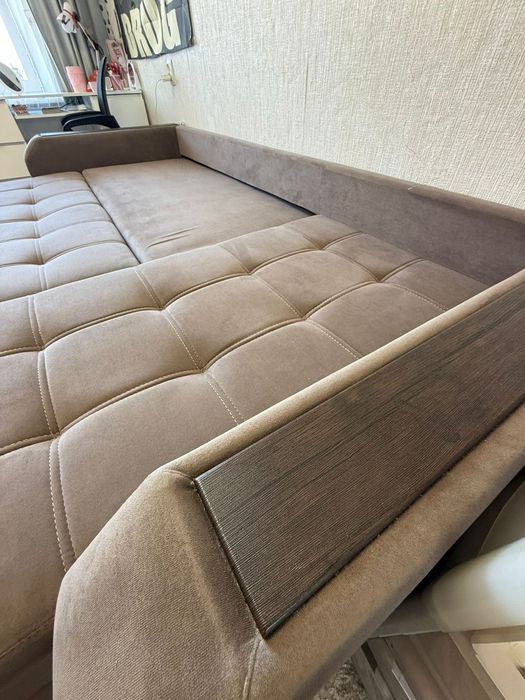 Продам диван в отличном состоянии