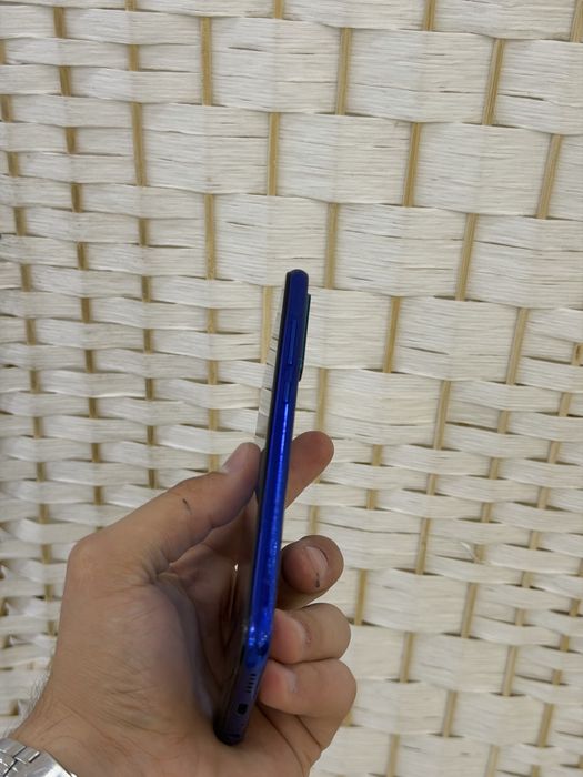 Продам Redmi Note 8