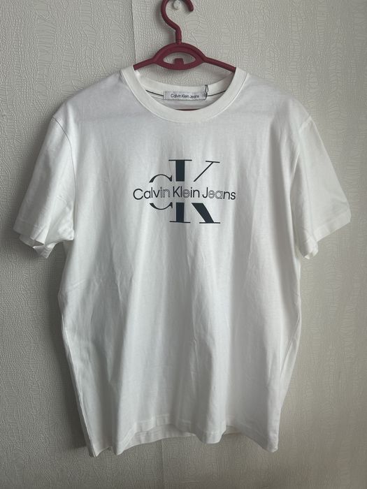 Calvin Klein футболка