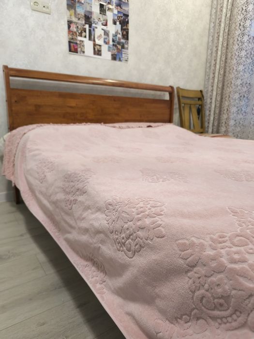 Кровать двуспальная