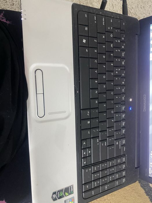 Laptop compaq bun
