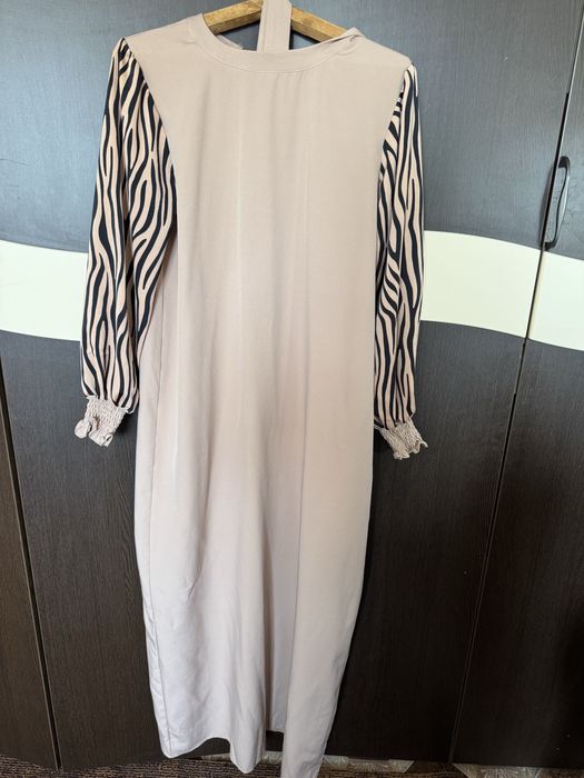 Әдемі көйлектер .