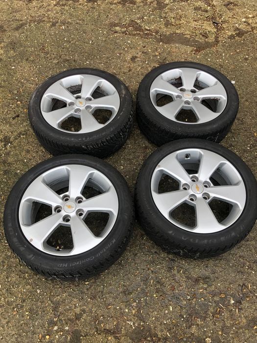 4бр. Алуминиеви джанти с гуми от CHEVROLET CRUZE 17 цола.