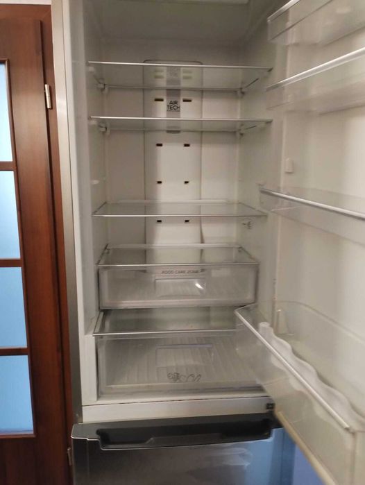 Aragaz si combina frigorifica. Se pot vinde si separat