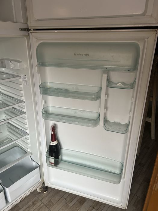 Хладилник Ariston