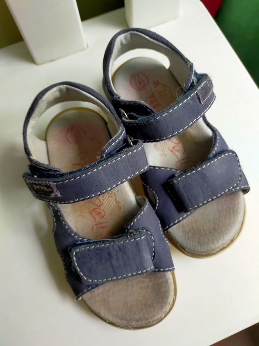 Сандали детские 25 размер