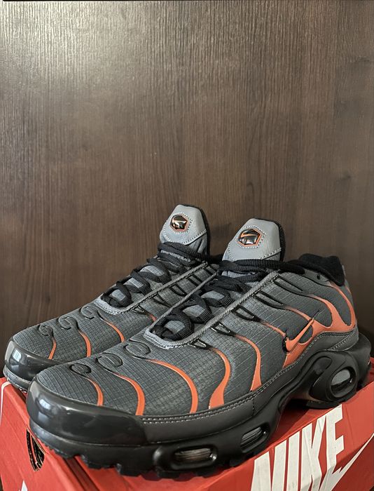 Nike Air Max Plus “Dark Smoke” - 41,45