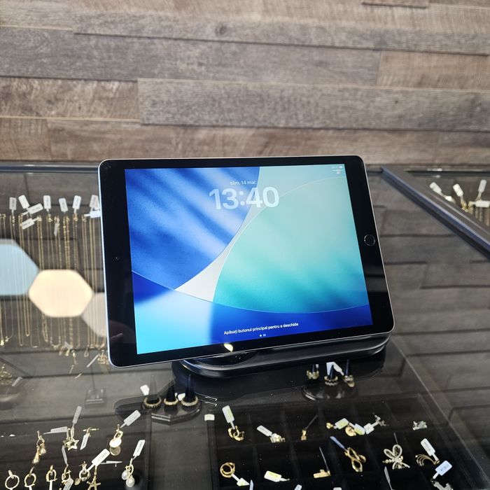 Amanet F28: Tableta iPad 9 (P)