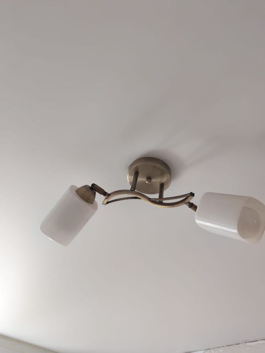 Продам люстры в отличном состоянии