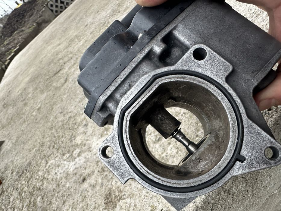 ЕГР/EGR клапан Audi VW 2.0 TDI 143к.с