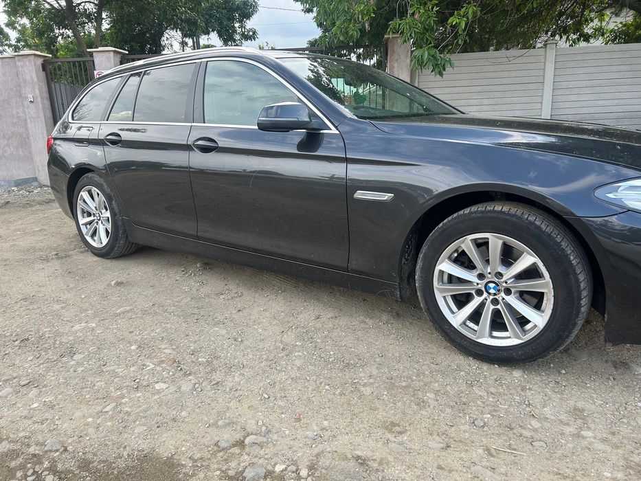 Ușă stânga față BMW F10/F11 Facelift 2015