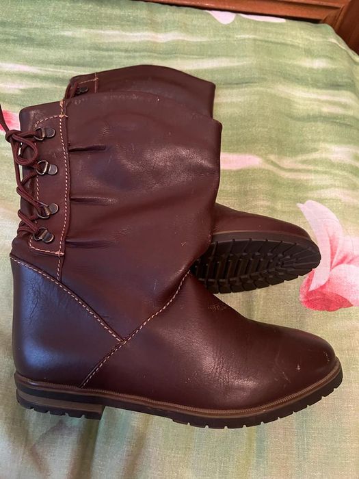 Продаются кожанные сапожки, норковая шапка