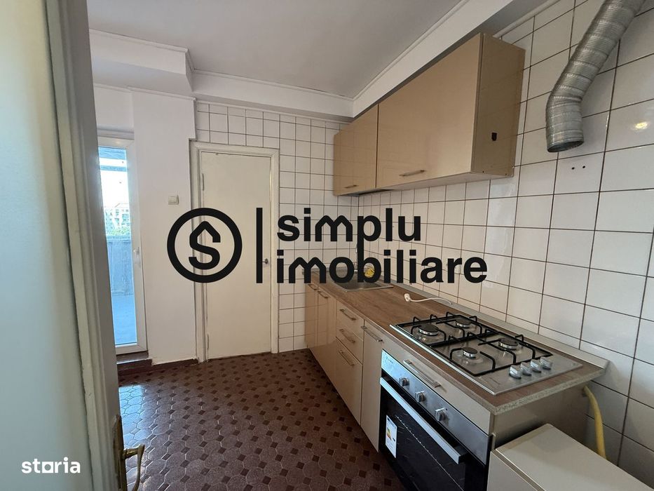 2 decomandate, Piata Centrala - 450 Euro