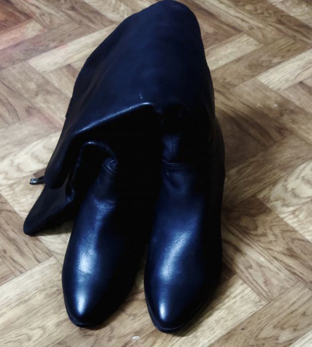 Продам женские демисезонные сапоги