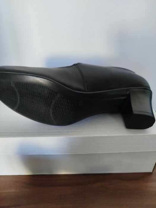 Обувки за танцуване