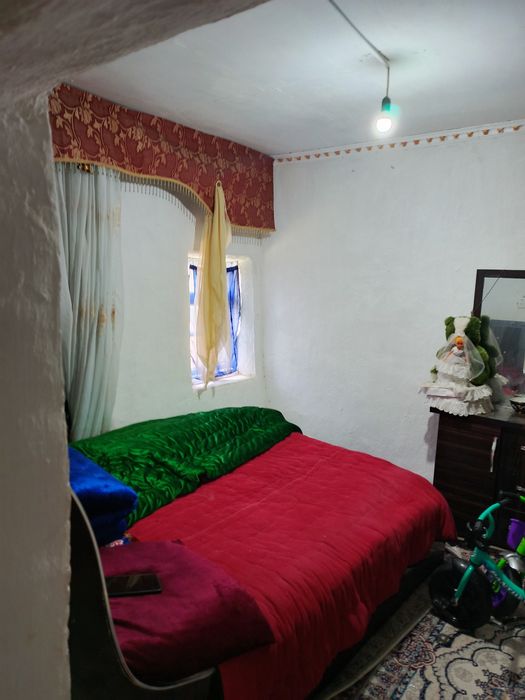 Uy sotiladi yashashga tayyor