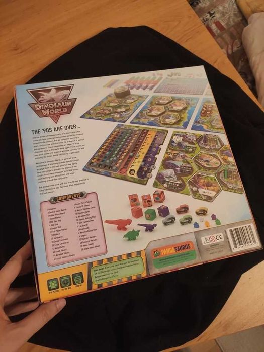 Настолна игра Dinosaur World - стратегическа