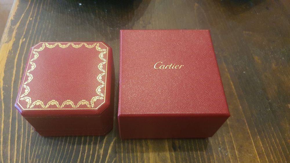 Кутия Cartier за пръстен бижу