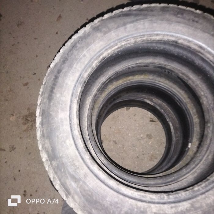 Зимние шины хорошем состоянии