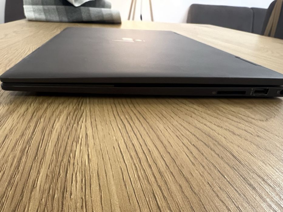 Vand Laptop - HP ENVY x360 - varianta USA