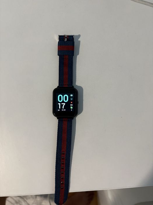 Смарт часовник Lenovo S2